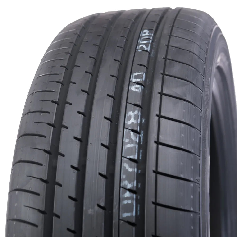 Bluearth xt AE61 225/50 R18