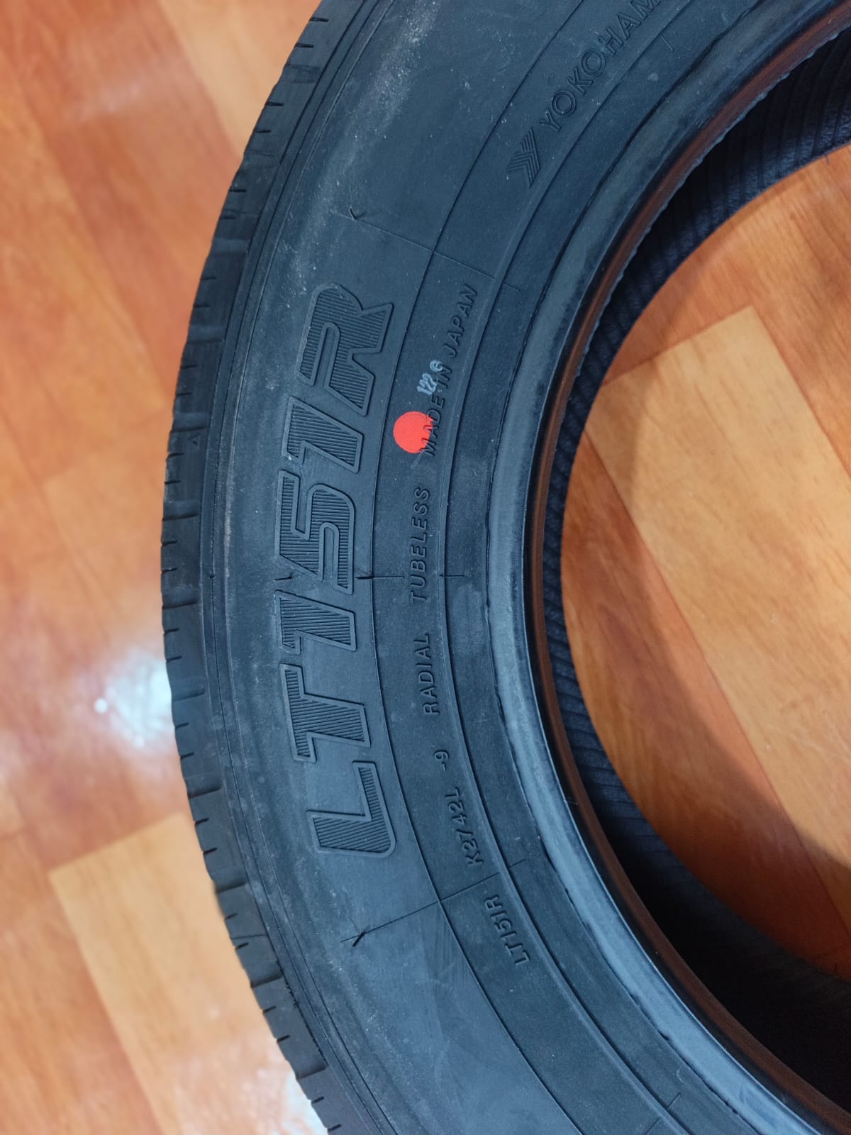 Yokohama LT151R 175/75R15
103/101L BL TL